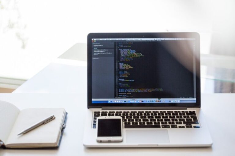 HTML/CSSで稼ぐ方法！副業にむいた在宅ワークサイト3選！